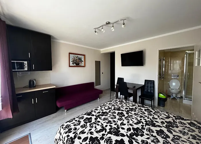 Maximo - 50M From The Beach