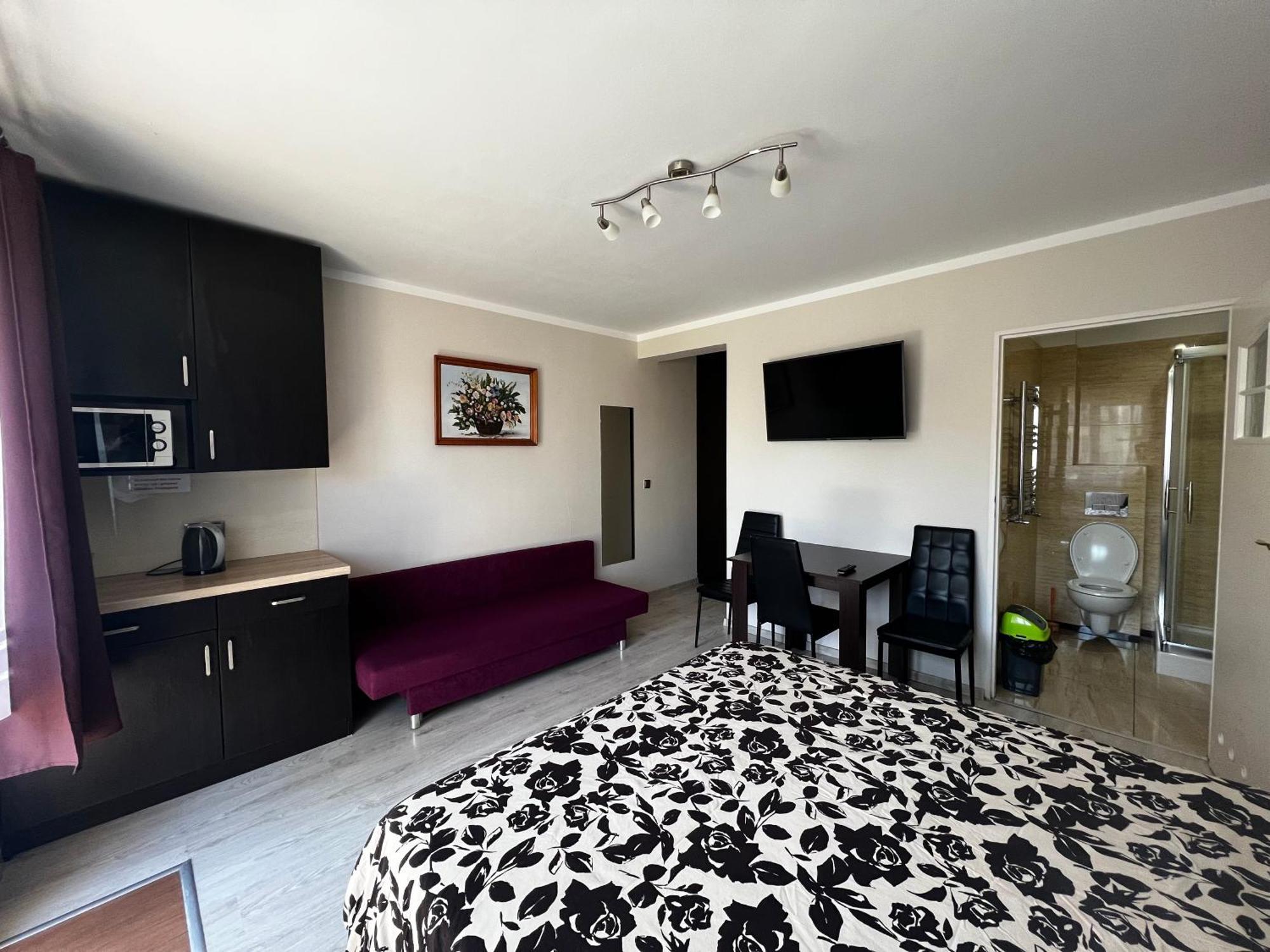 Maximo - 50m From The Apartment Darlowko