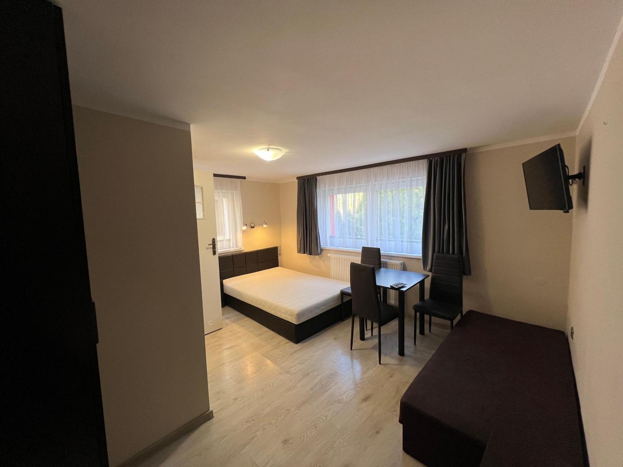 Maximo - 50m From The Apartment